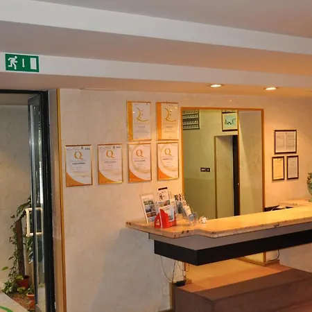 Gioli Hotel 3*